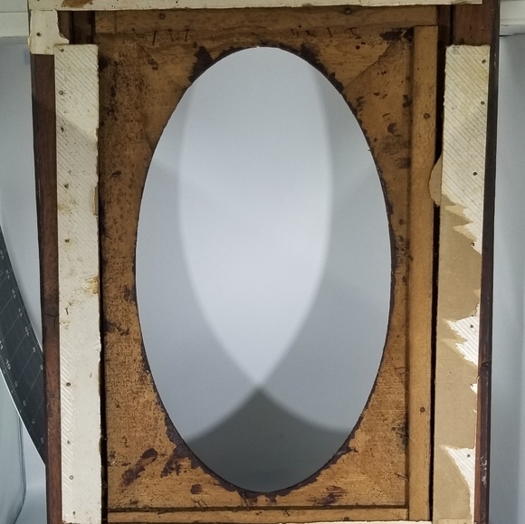 Very Vintage Pictures Frame - Picture 3 of 13